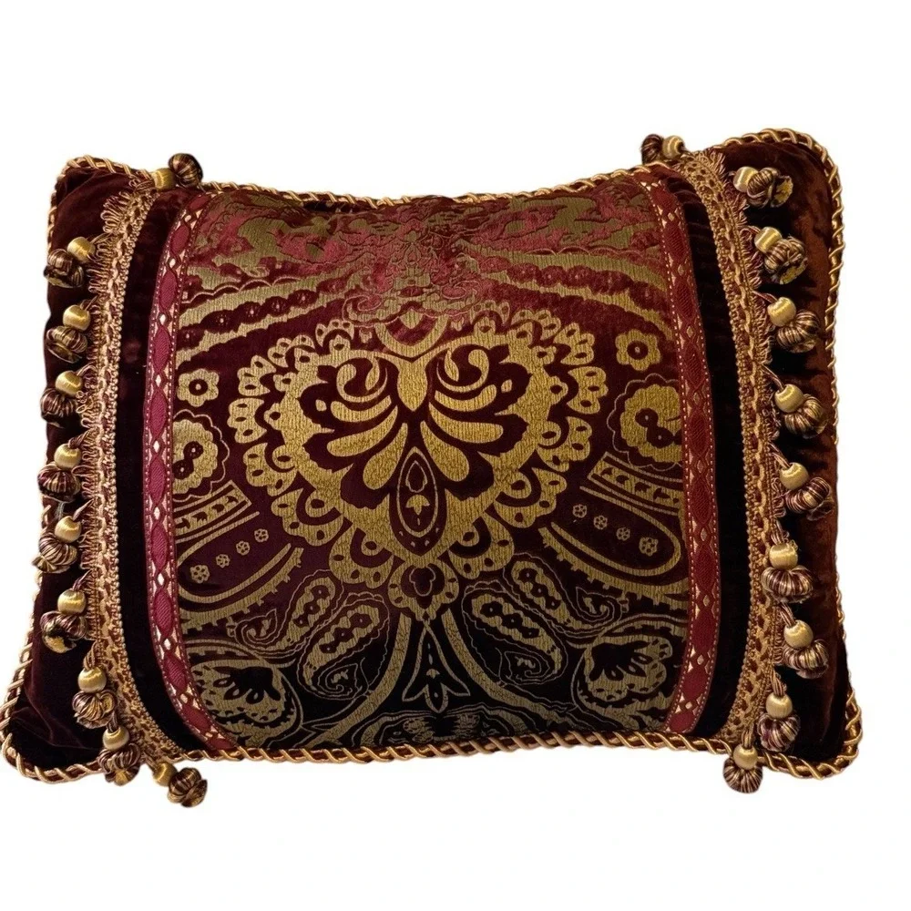 Unkown vintage damask